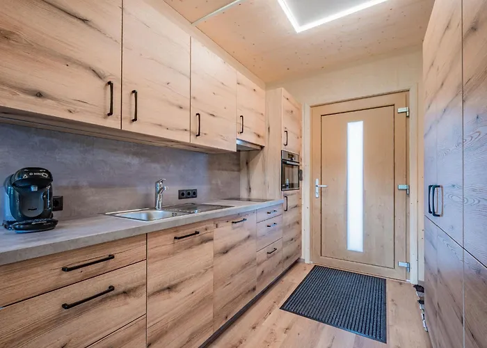 Erwin-3 By Interhome